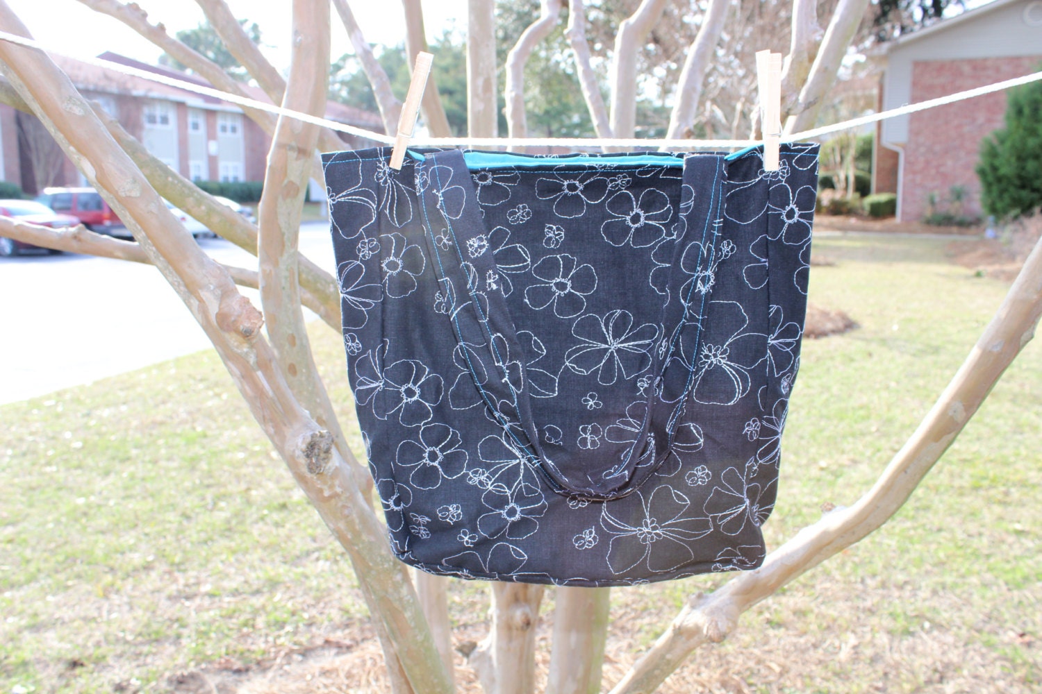 Reversible Tote Bag Black with White Embroidered Flowers - Floral Straps