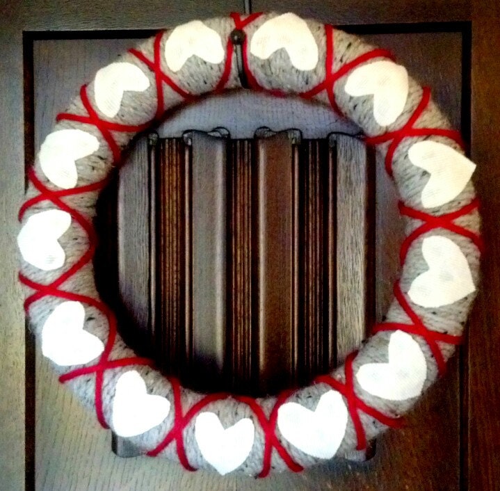 Valentines Day wreath - Valentines wreath -SALE - yarn wreath - heart wreath - front door wreath - love
