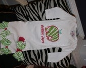 Super cute elephant applique with birdie on its back, personalized baby gown with matching hairbow and baby headband. Size 0-3m