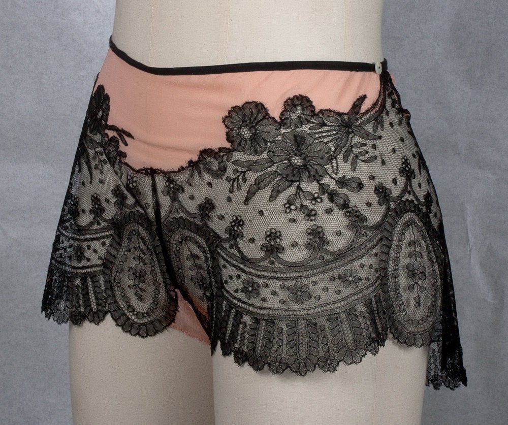 Valentine tap pants, knicker so pink chiffon and black lace