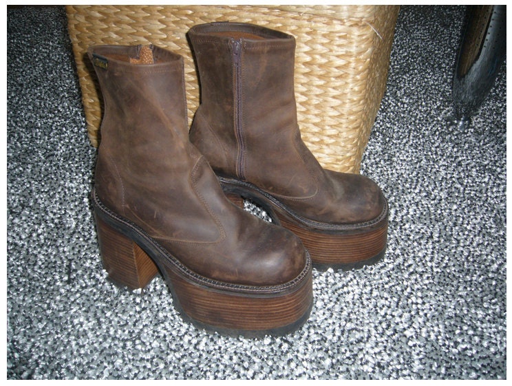 1990s Grunge / Club Kid Brown Leather Monster Platform Boots w/ wooden stacked heel