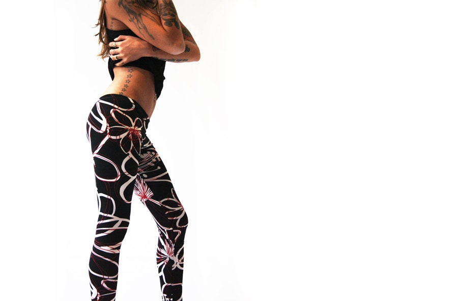 Free shipping Black  flowers leggings, black and white tights
