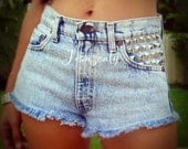 Levis High waist acid wash studded jeans shorts by Jeansonly