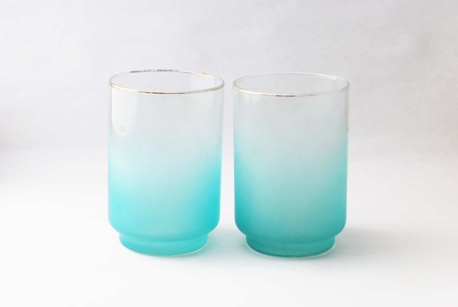 Vintage Blue Ombre Juice Glasses (Set of 2) - Libbey Blendo Frosted Glassses, Gold Rimmed Drinking Glasses, Vintage Dining Cups, 1960s - copperseal