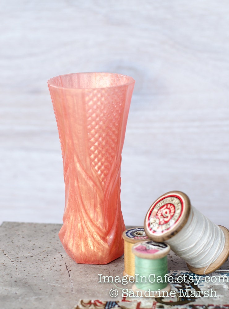 Vintage inspired resin vase. Medium pink gold cut glass style.