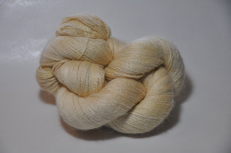 Bijou 2 ply 1200 meter lace - Butternut Squash