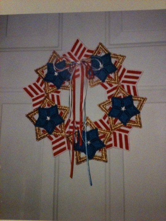 Plastic Canvas Star and Stripes Wreath