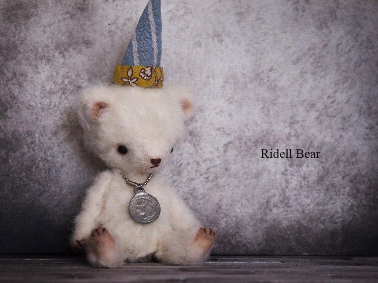 OOAK Miniature viscose Artist Bear No'17 Free shipping