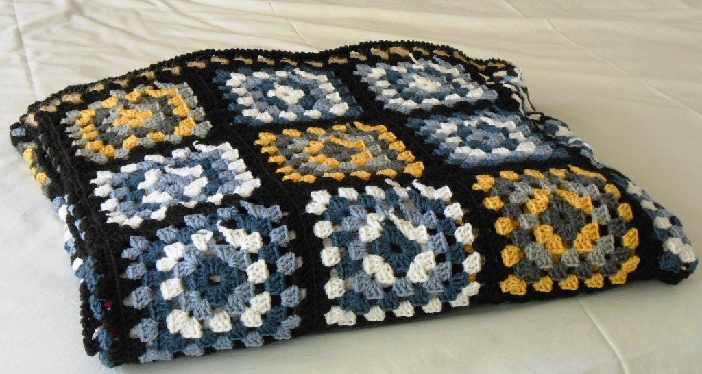 Crocheted double Blanket, Grannysquare 100% pure Merino wool, - ADRIANA