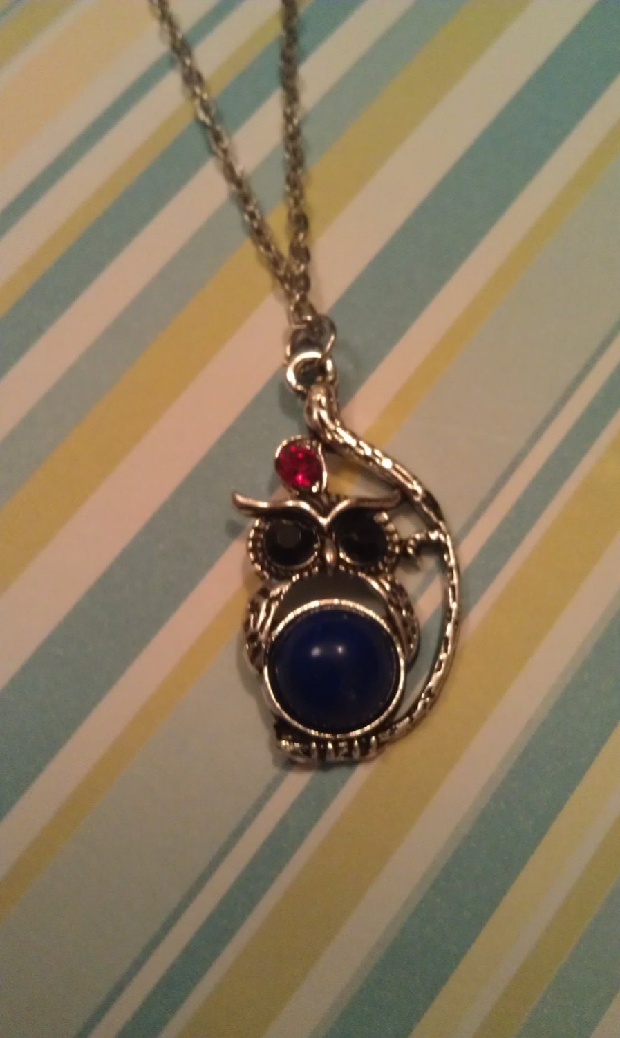 Nice Blue Owl pendant with Red Rhinestone and Black Glass Eyes on 30 in Chain