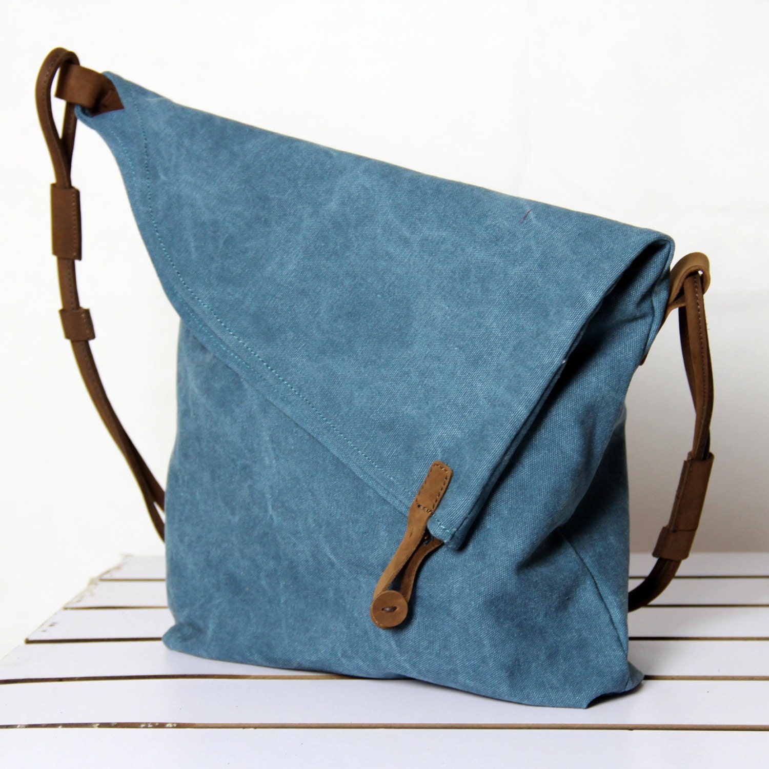 4 Colors Folk Style Handmade Unisex Casual Washed Canvas Crazy-Horse Leather Zipper Shoulder Bag Messenger Bag