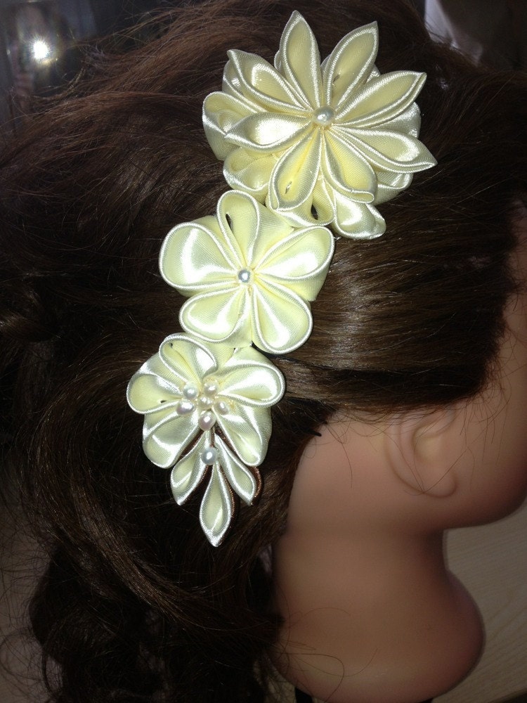 3 Satin Ivory Flowers Hair Comb For Bride Wedding Bridal Handmade Kanzashi