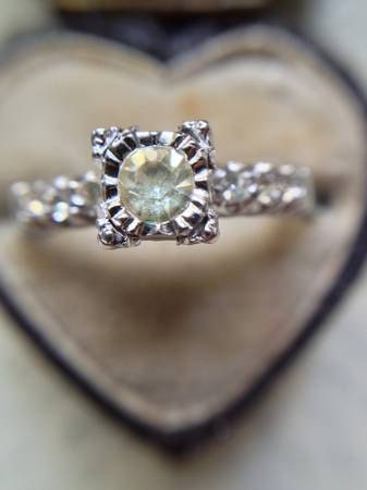 Vintage 1950's Engagement or Wedding Ring