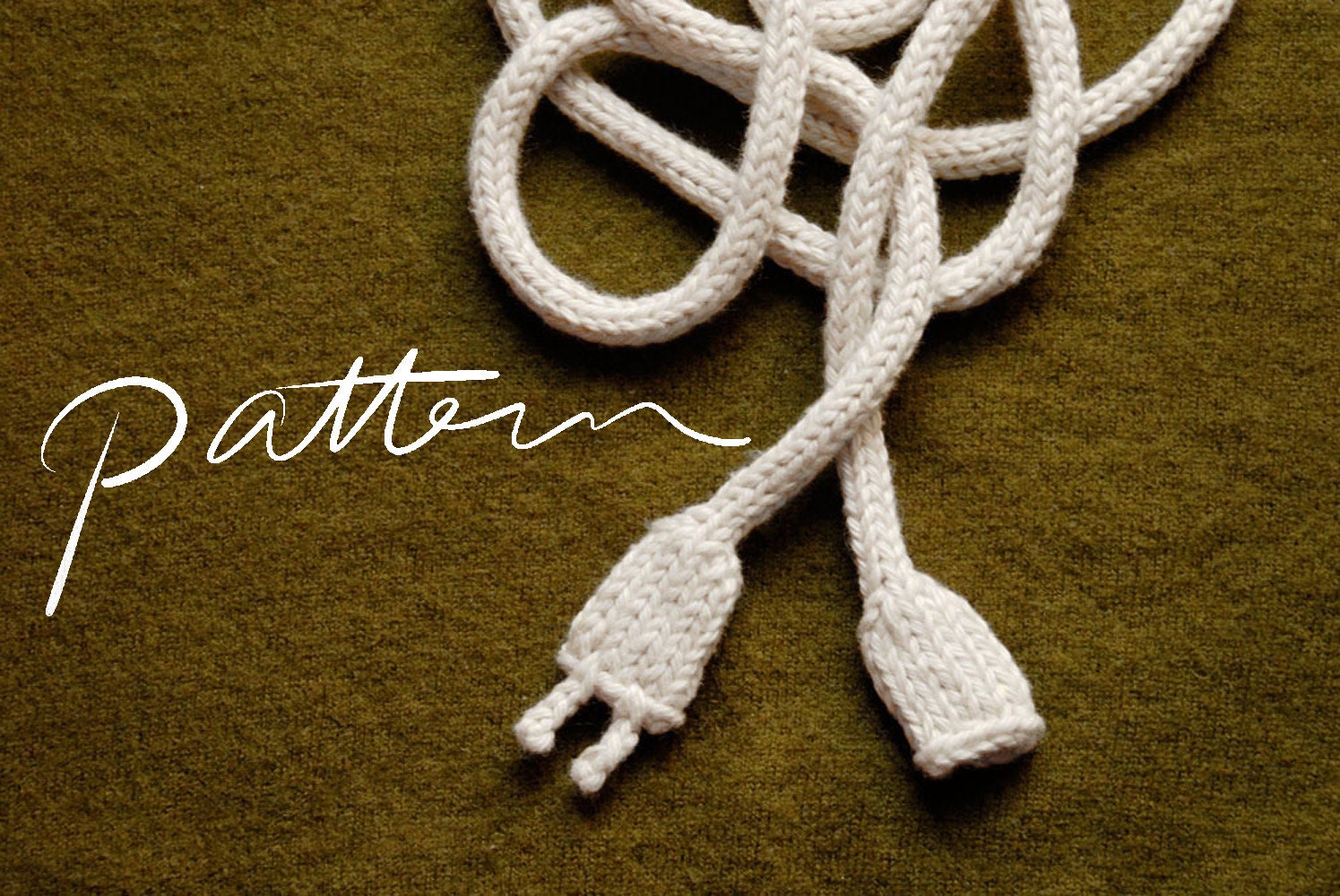 PATTERN - Knitted Power Cord - Necklace - Art Toy - Geek Scarf