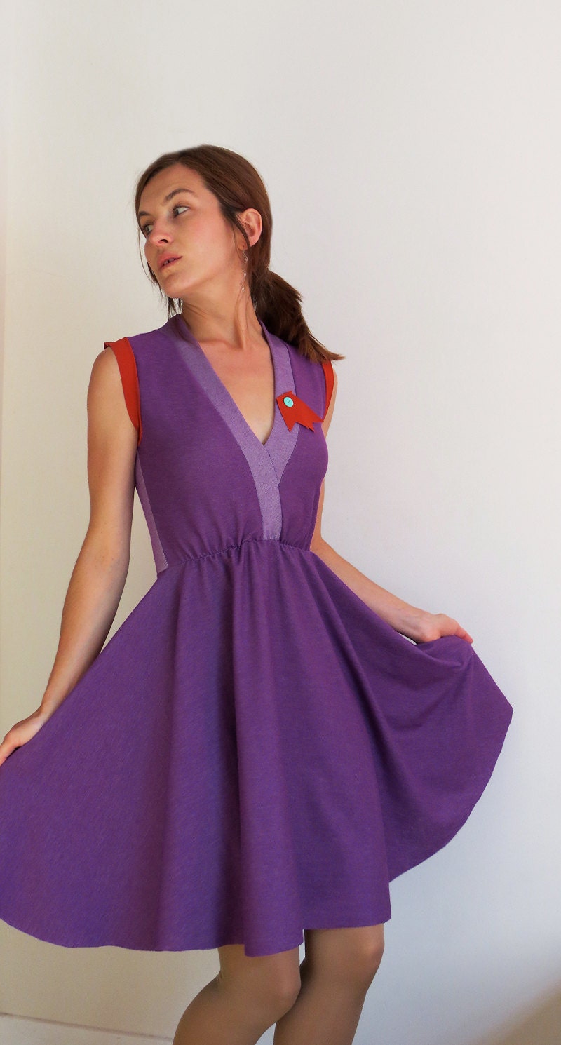 Miss Plummy Dress stretch knit Spicy Toast red purple v-neck circle skirt