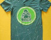 Women laughing buddha batik aplique w/splatter t-shirt -yoga clothes - yoga clothing - green size XS, S, M, L, XL