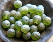 NEW - 4 Harvest Grapes - Czech Glass Facet Rounds