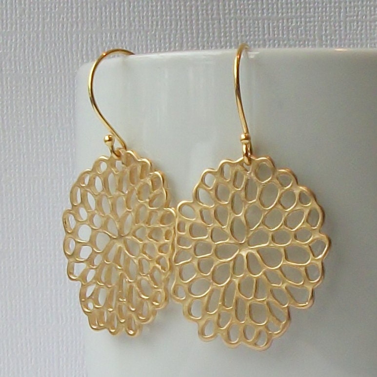 Flower Dangle Earrings