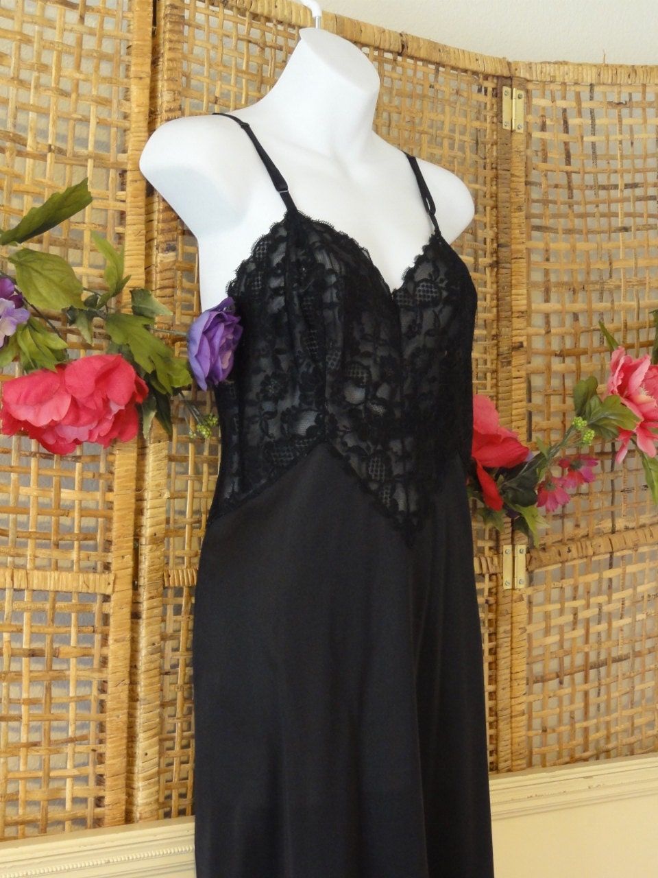 Vintage 60's Black Nylon Slip-Lots of Gorgeous Lace-Vanity Fair-sz 34