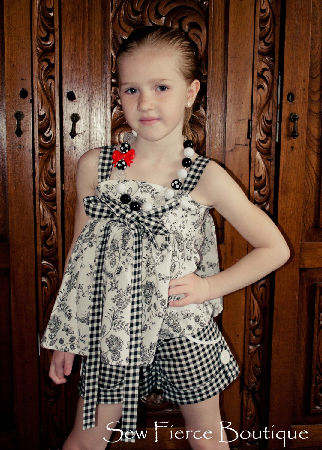 Girls Black and White Tie Front Top & Sailor Shorts Set Size 6