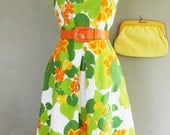 Let's get this summer started - Cotton Pique - Hawaiian Tropical Print - Circa 1970s - by Malia of Honolulu