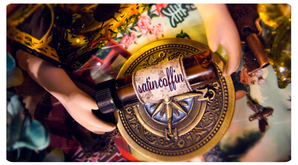 satin coffin - natural perfume/cologne oil woven with carrot seed, nagarmotha & maté oils - 1/4 oz of victorian delight