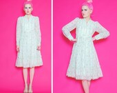70s Ivory Floral Prairie Dress - 1970s Gunne Sax Lace Victorian Revival Wedding Peasant Dress - XXS XS 00 0 2