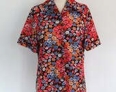 Vintage Blouse / 1960s 1970s Petunia Print Floral Shirt / Size Large  L