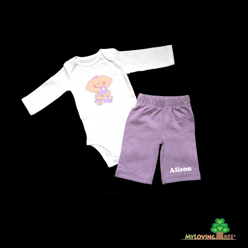 Personalized newborn baby coming home outfit baby girl monogram onesie shirt and cotton fleece pants - perfect gift for baby shower Il_570xn