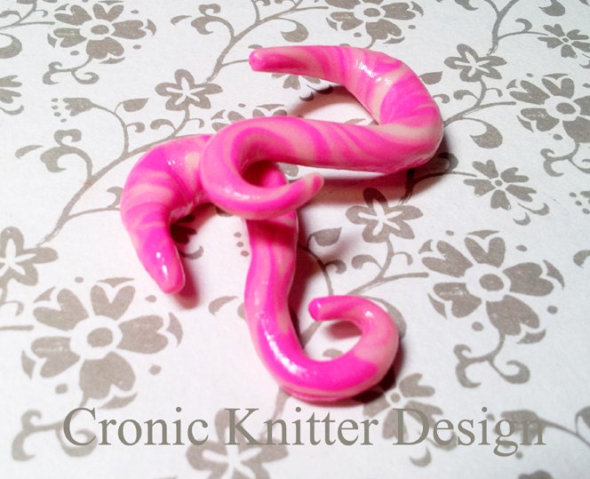 Handmade Custom Plugs 7/16 Glow In The Dark