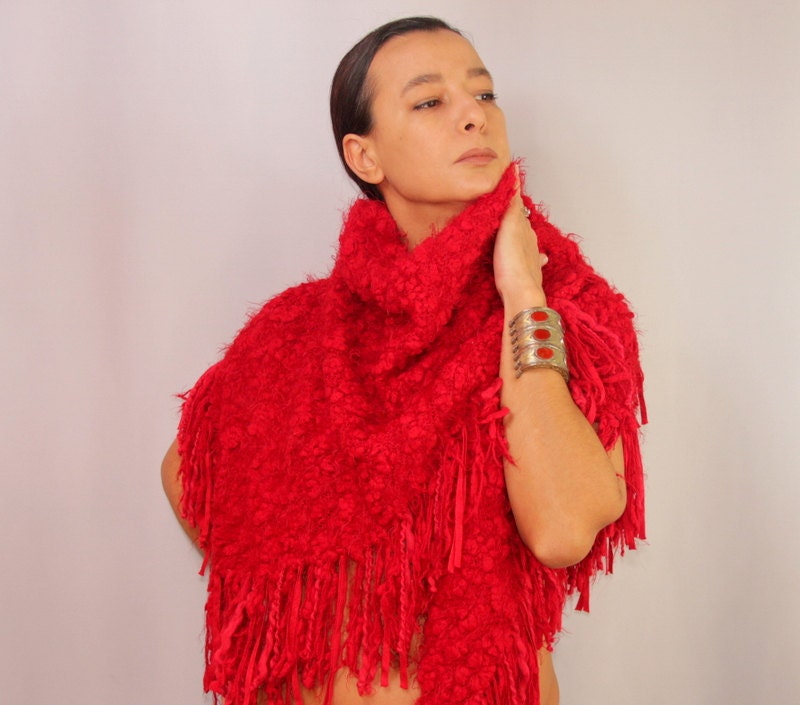 Red Hot Chili Pepper / Red Shawl Wrap Knit Shawl Triangle Big Wrap Cowl Neck Warmer Hand Knitted Cape Shawl Women Fashion Accessories