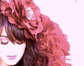 Dramatic Red Hair Flower with Large vintage brooch, Hollywood Glam Hair Fascinator, Headband, Cocktail Hat, Oversized Hair Flower Headpiece
