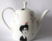 Vintage teapot Jeanne in the woods