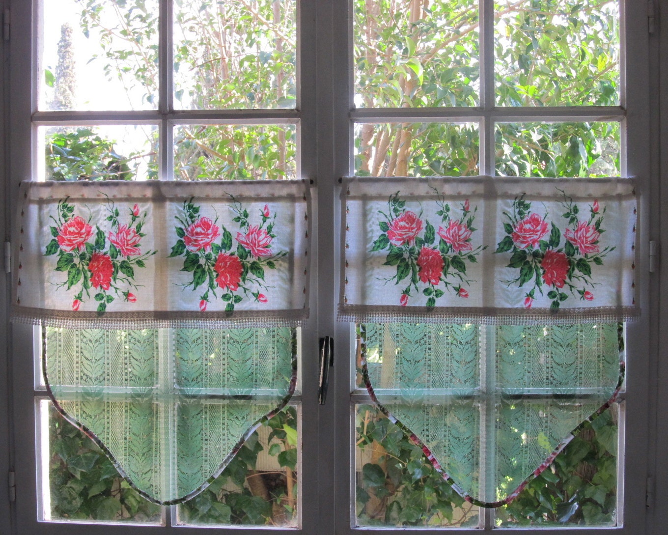 French Cafe Curtains, Emerald Green lace Curtains, Vintage Linen Pink Roses