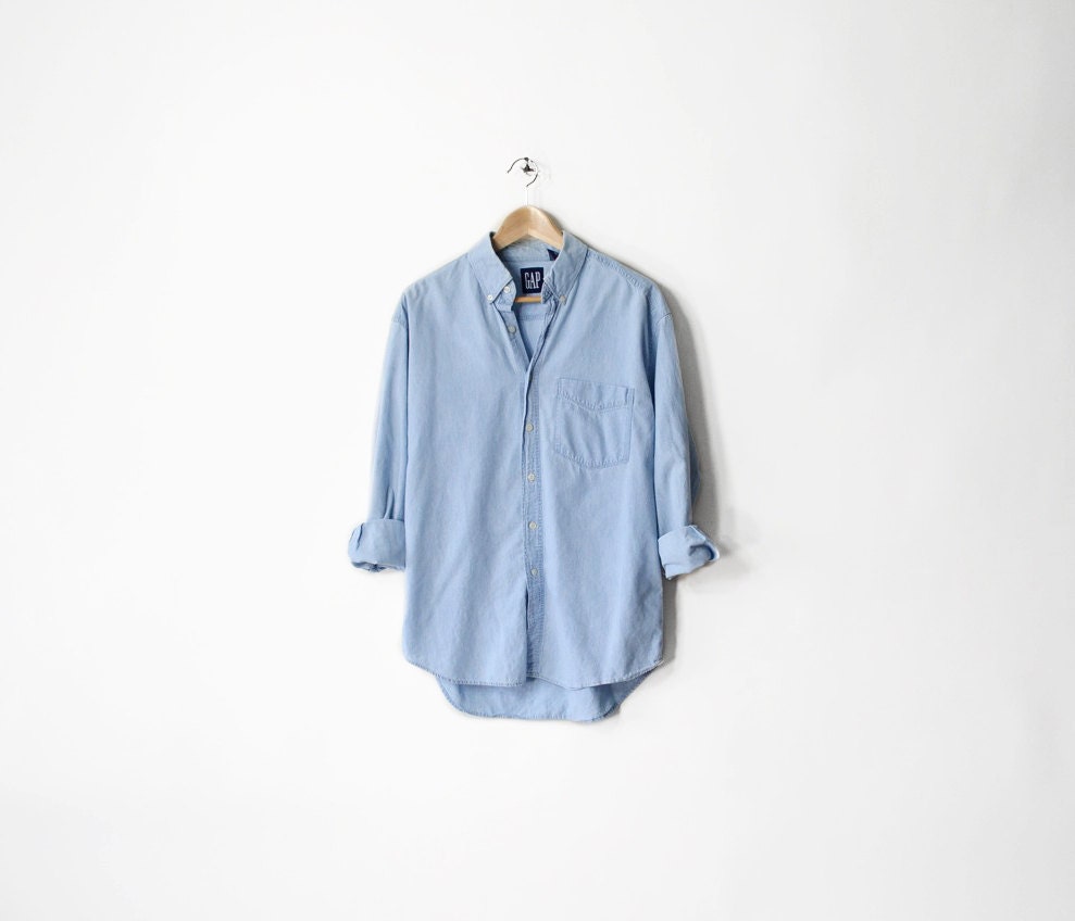 Vintage Gap Light Blue Denim Chambray Shirt - men's m