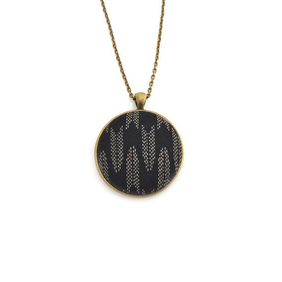 Tribal Necklace in Black and White Tribal Chevron Fabric with Convertible Chain