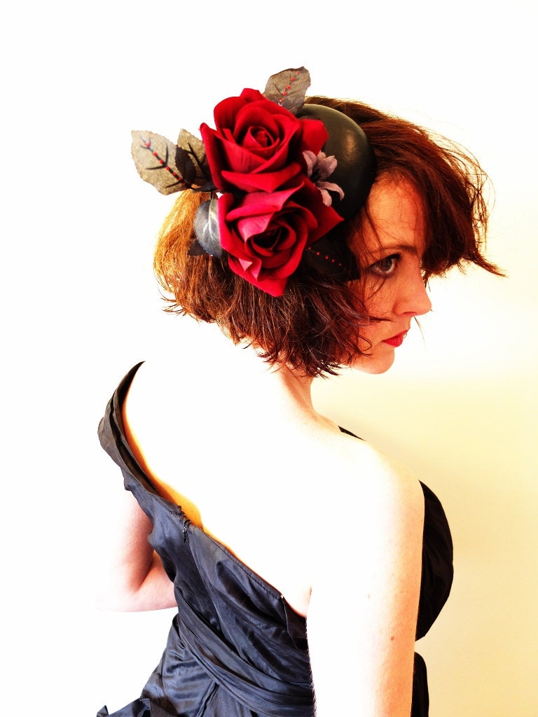 Rose Fascinator Hat - Leather Headpiece - Burlesque Red and Black - handmade by lovemimo on Etsy