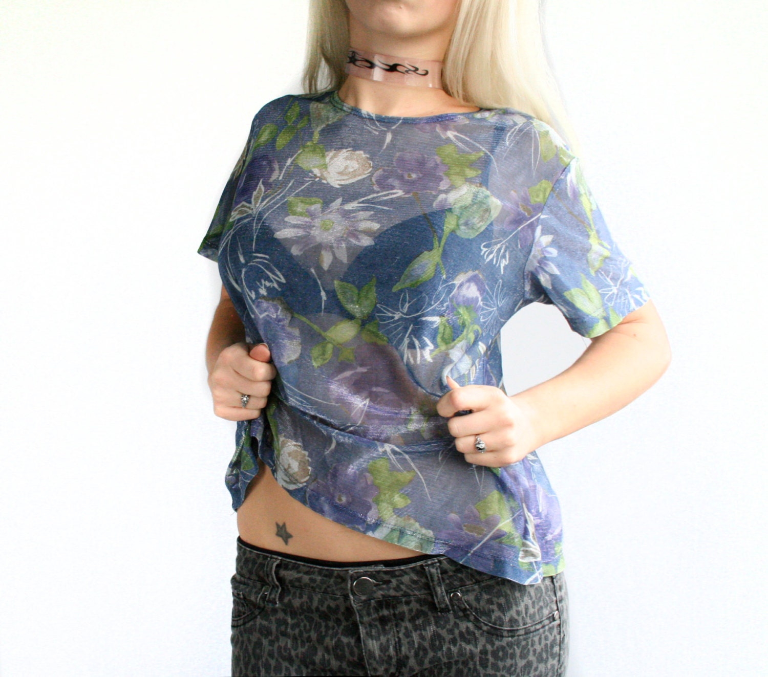 TOTALLY // Sheer Sparkly Floral Mesh Crop Top Shirt