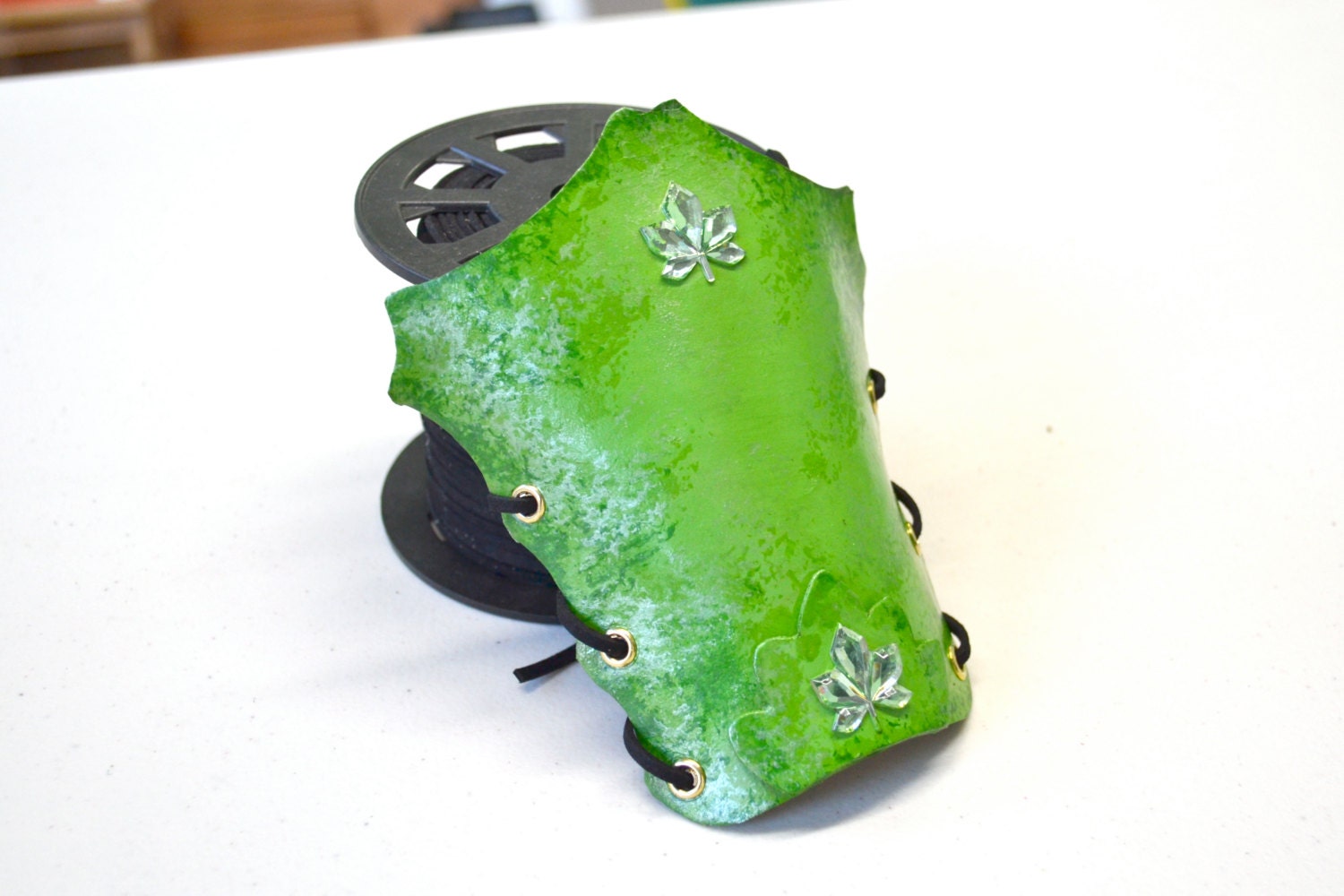 Fields of Green Lady's Fantasy Arm Bracer