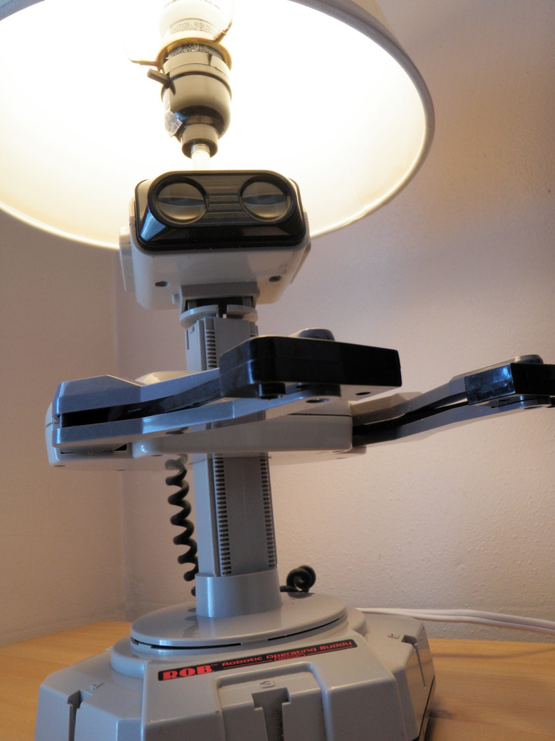 Nintendo NES ROB the Robot Rare Vintage Gaming Desk Lamp Light