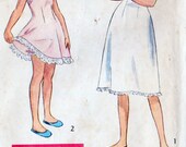 1940s Girls Slip and Panties Vintage Sewing Pattern, Simplicity 3433 Girls Size 7