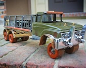 No. 10 Repurposed Upcycled Roller Skate Truck Valet Business Card Holder Centerpiece Mail Candy Dish Flower Vase Holder Recycled