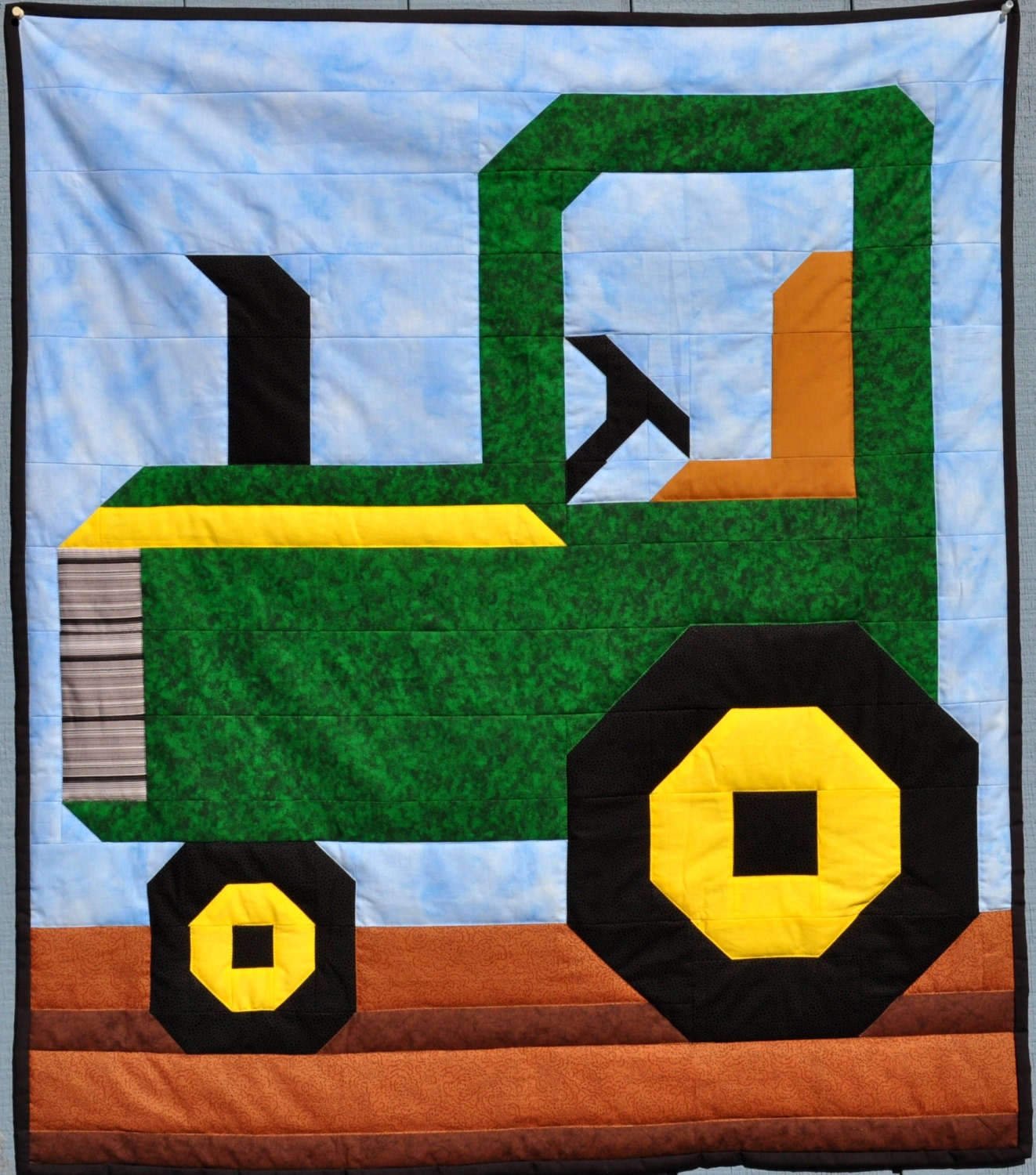 Tractor Quilt Pattern in 3 Sizes - PDF