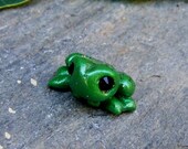NEW Octopus Stew Signature Mini Pet Charms: Green Froggy