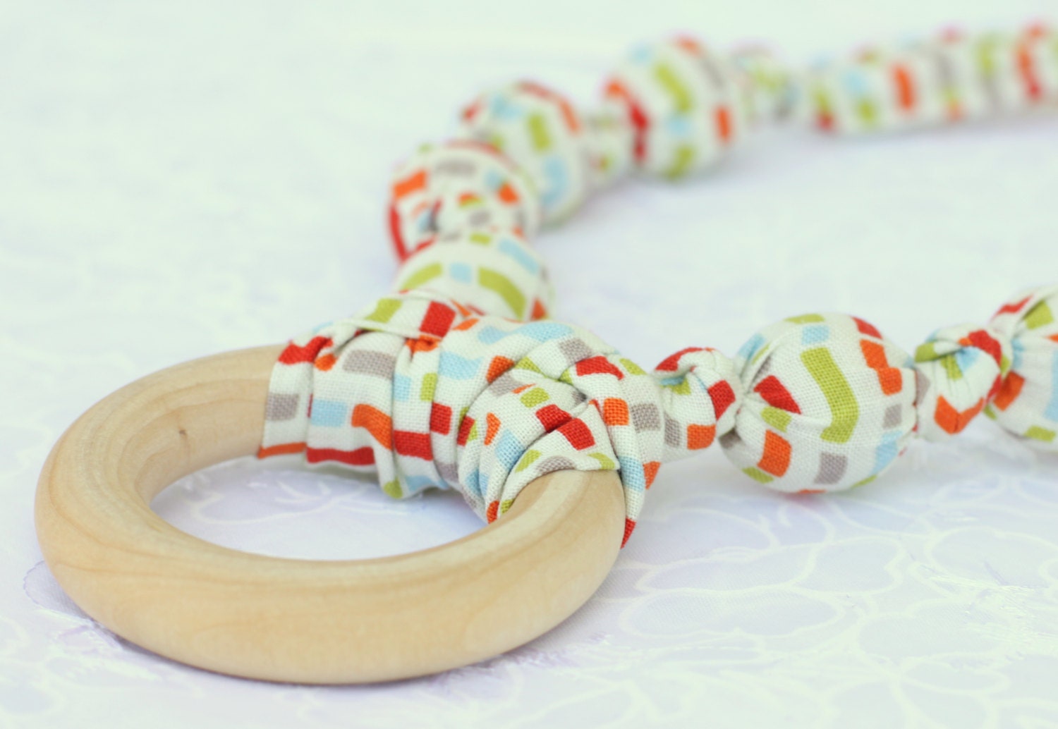 Striped Teething Ring Necklace for Breastfeeding/Nursing Necklace, Teething Necklace, Babywearing, Fabric Necklace