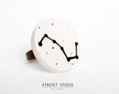 Adjustable ceramic ring with ursa major geometric & minimalist, Scandinavian design.Modern Circle Brooch Pin by Viruset Studio