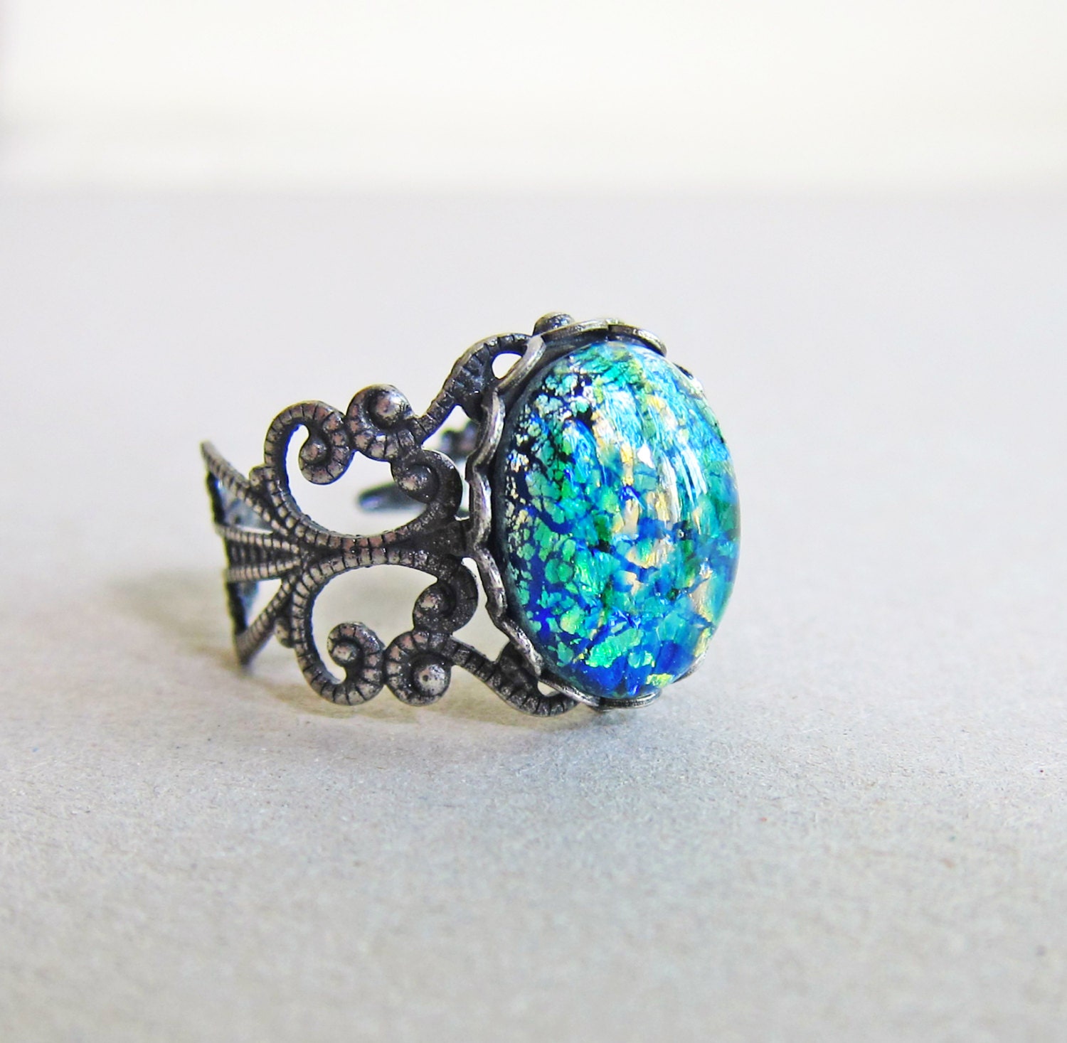 Fire Opal Ring Emerald Green Ring The Great Gatsby Jewelry Vintage Style Green Fire Opal Antique Silver Ring LOTR Lord of the Rings