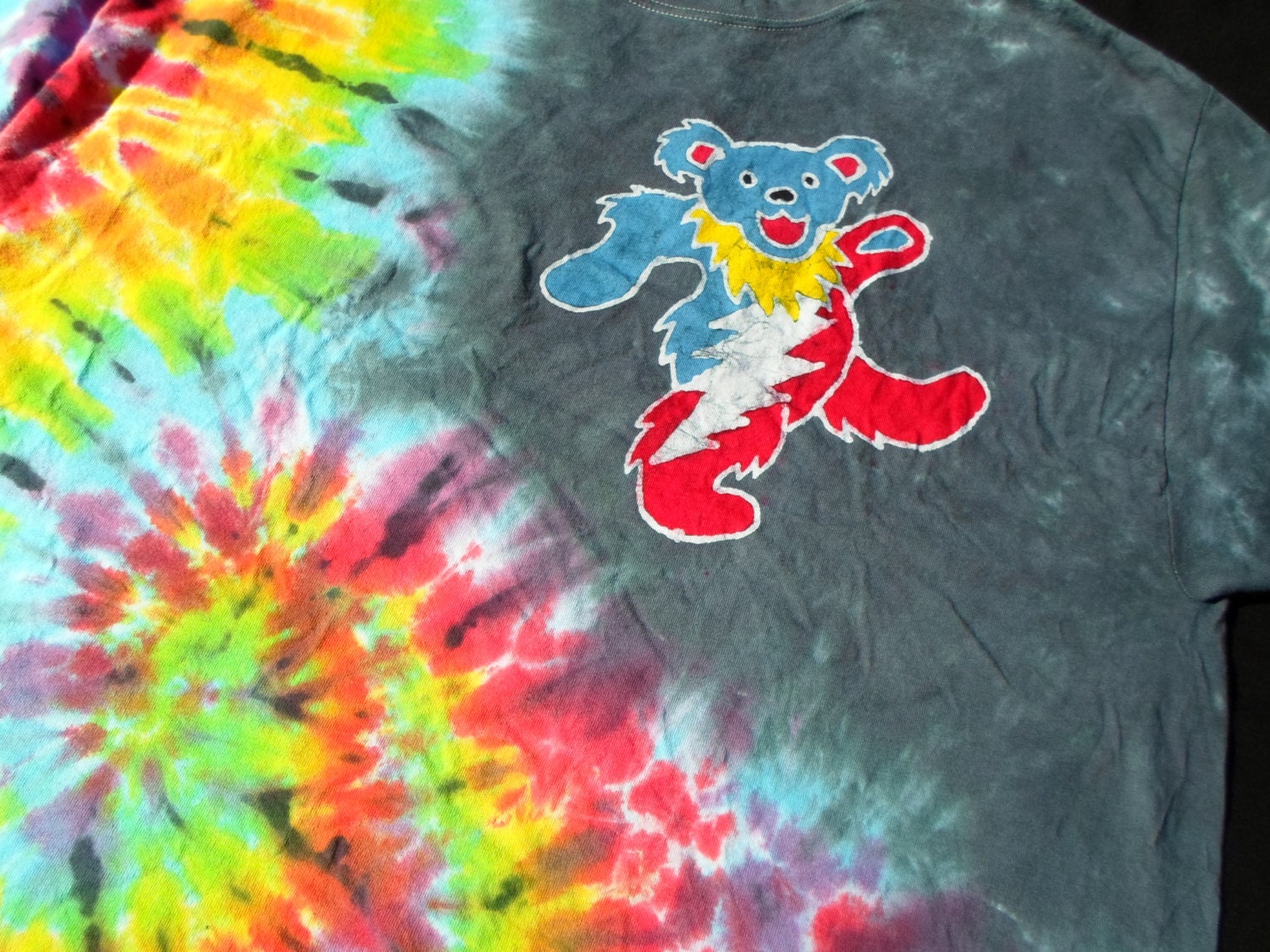 Rainbow Spiral Grateful Dead Dancing Jerry Bear Batik X-Large Shirt