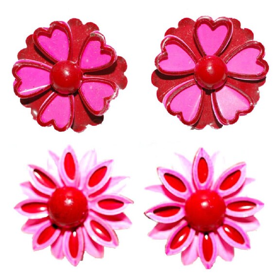 Perfect Mom & Daughter Gift - Mod 60s Flower Earrings - 2 pairs