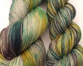 Hand Dyed Fingering/Sock Yarn, 75/25 Superwash Merino/Nylon, Crocus in the Sky